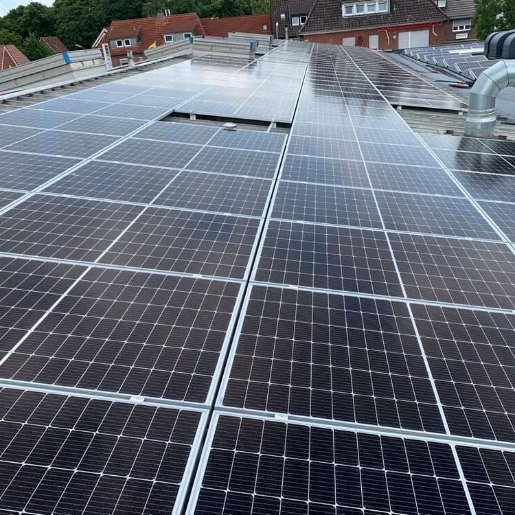 Photovoltaikanlage auf einem Dach