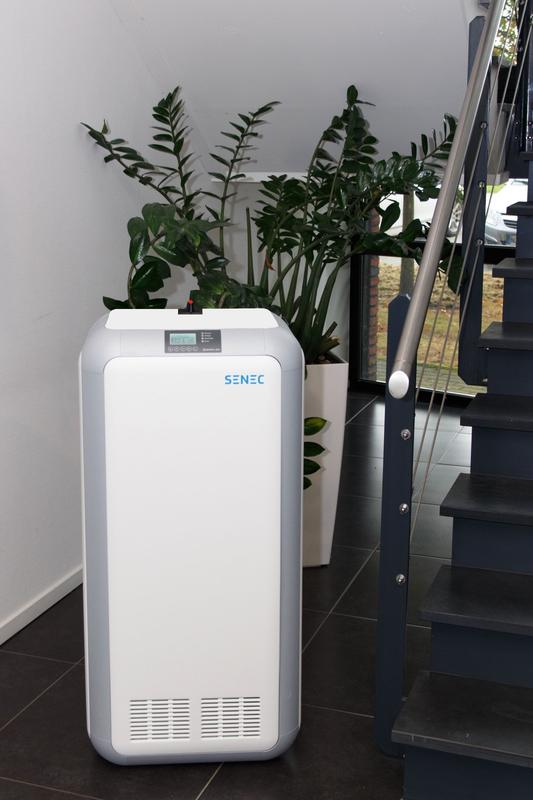 Weißer Solarstromspeicher von SENEC