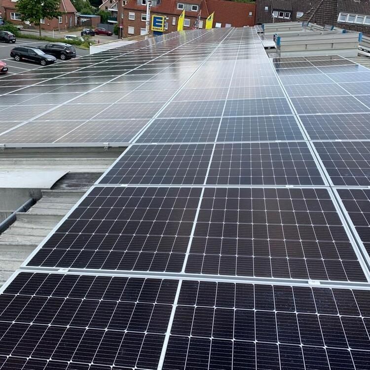Photovoltaikanlage auf einem Dach