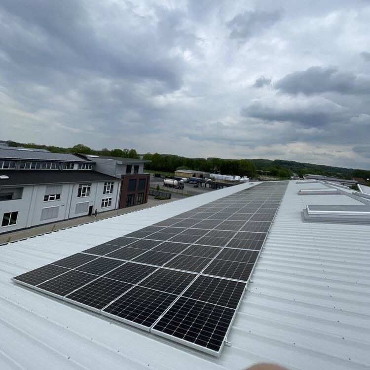 Photovoltaikanlage auf einem Dach