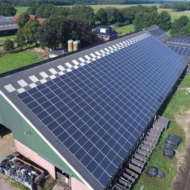 Photovoltaikanlage auf einem Dach