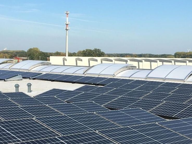 Photovoltaikanlagen auf einem Dach